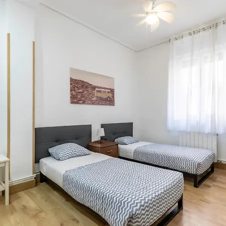 Апартаменты Junto Al Guggenheim Con Parking Gratuito Бильбао