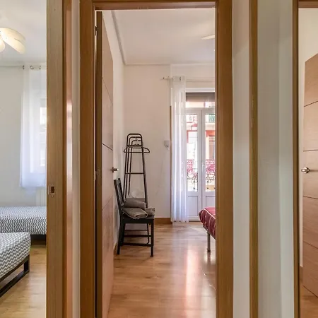 Apartamento Junto Al Guggenheim Con Parking Gratuito