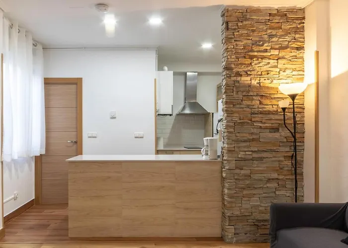 Junto Al Guggenheim Con Parking Gratuito